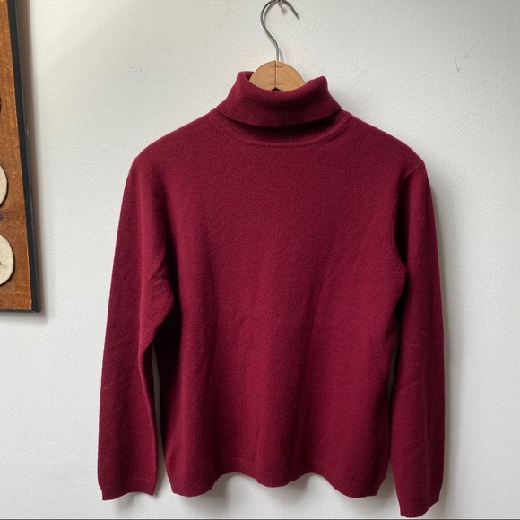 Lord & Taylor Other - Lord & Taylor 100% 2 Ply Cashmere Turtleneck